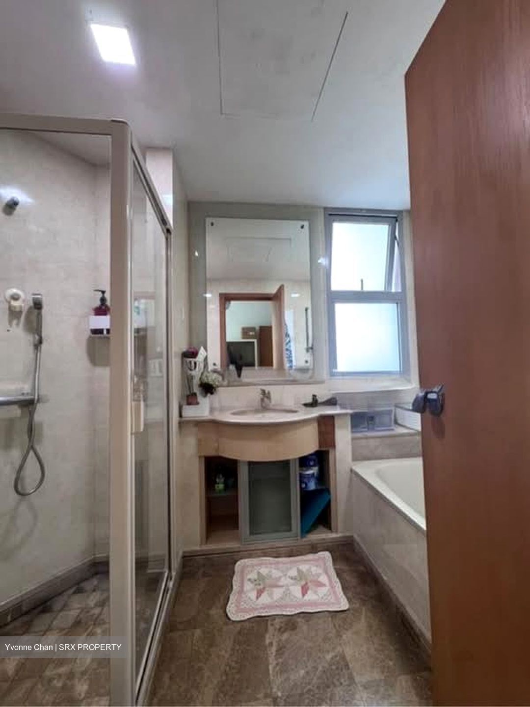 Hillview Regency (D23), Condominium #565663761